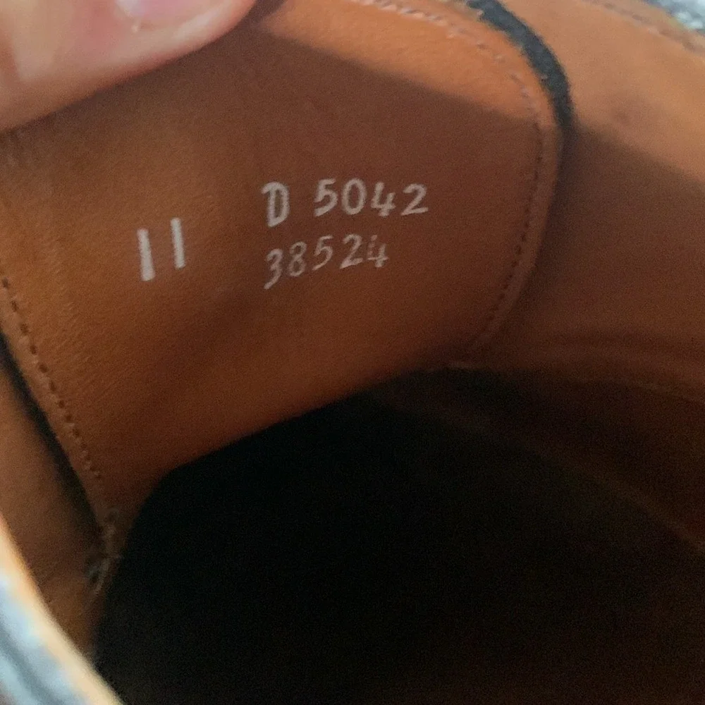 Allen Edmonds Black Rogue Oxfords‎